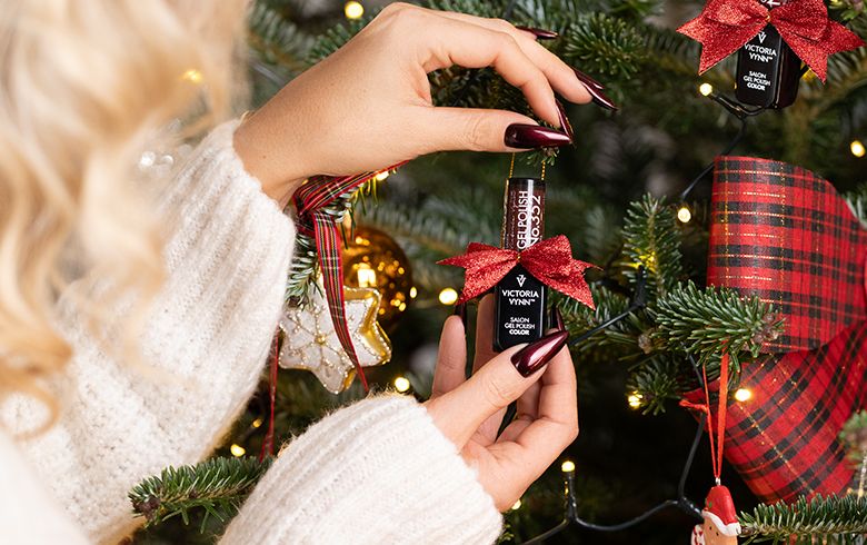GEL POLISH CHRISTMAS - VICTORIA VYNN